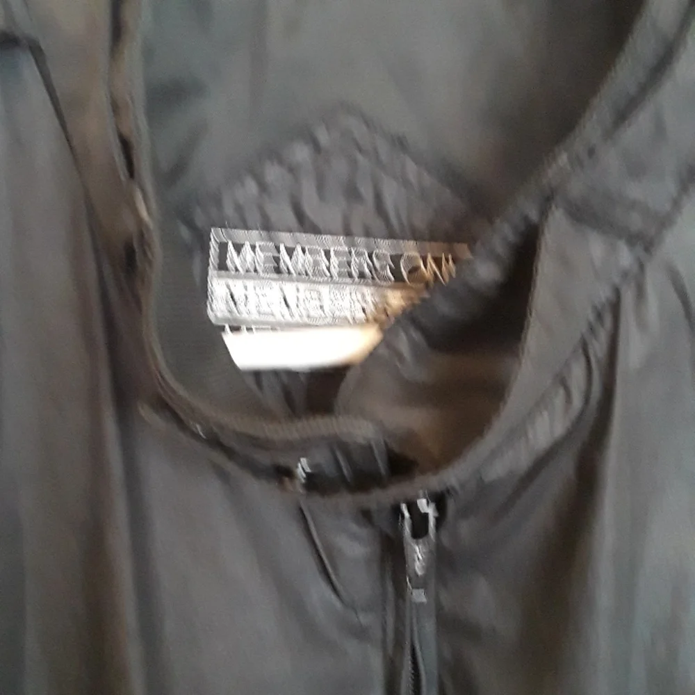 Members Only  black  jacket size 44 excellent condition - Picture 6 of 7